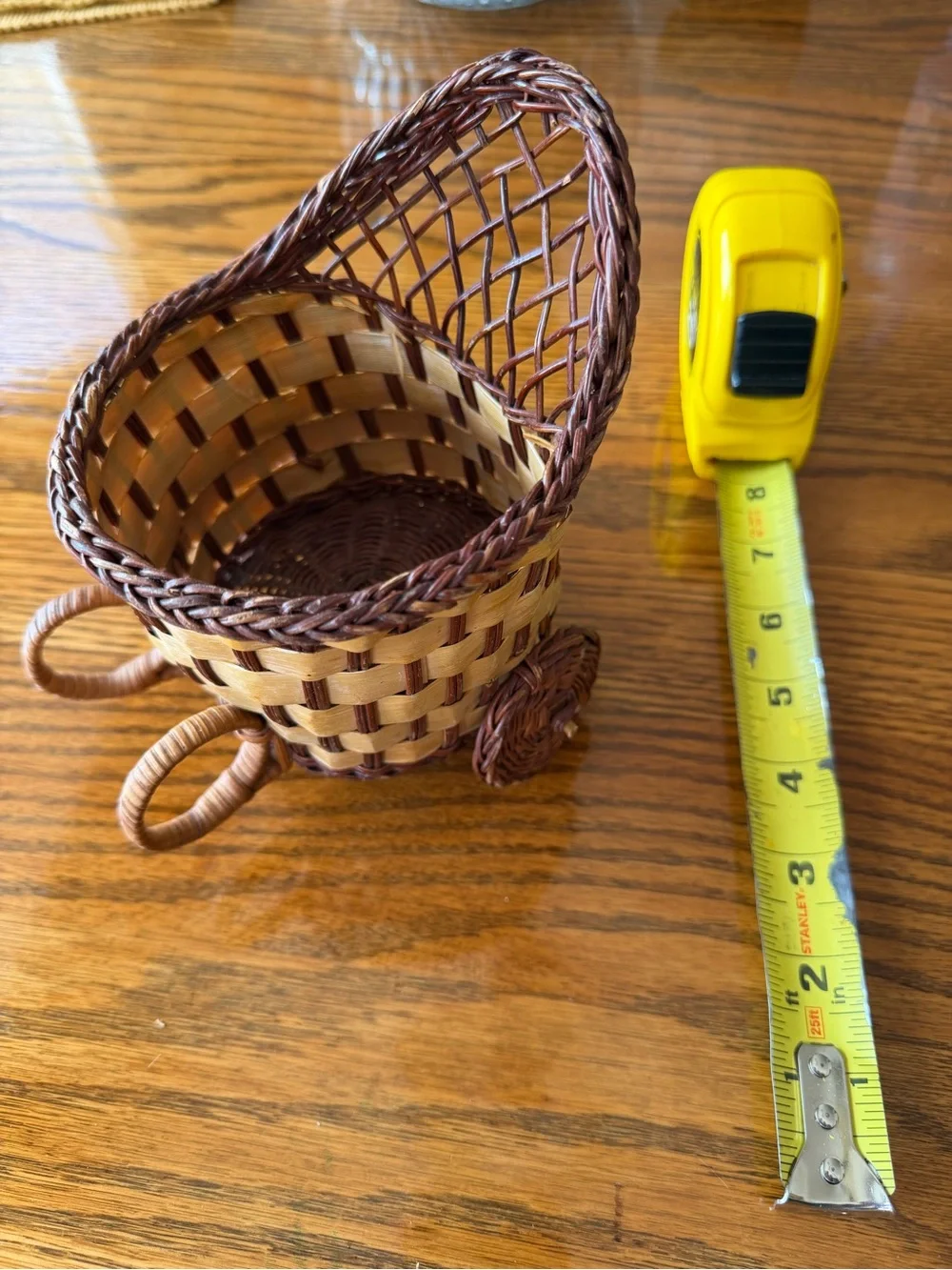 Woven Decorative Basket Planter in Two-Tone Brown